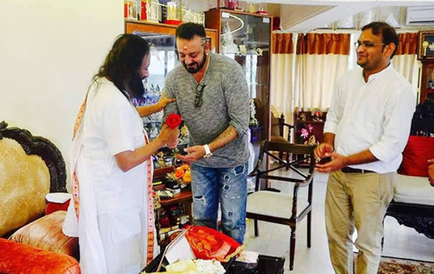 SIMPLY DIVINE! Sanjay Dutt meets with Sri Sri Ravi Shankar-(4)