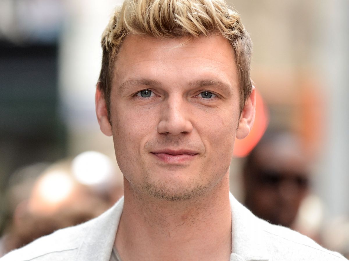 big brother nick carter reaches out to aaron after dui arrest
