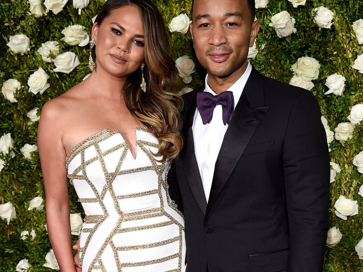 chrissy teigen & john legend’s bali vacation looks so dreamy