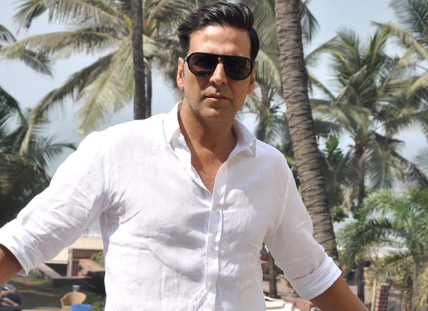 Akshay Kumar ties up