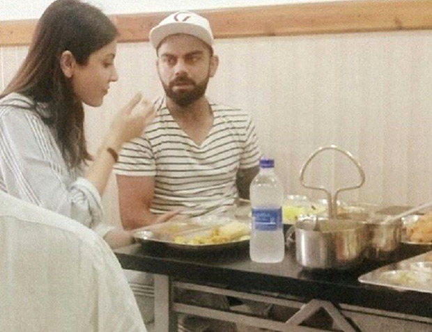 Anushka-Sharma-and-Virat-Kohli-gorge-on