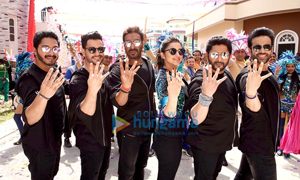 Check out Golmaal Again cast shoots title track of the film in Hyderabad (1)