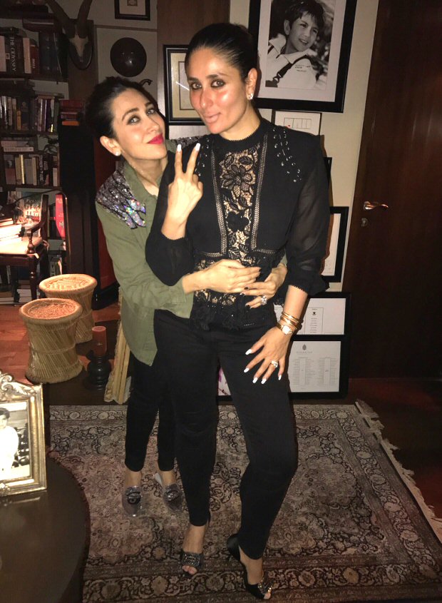 Kareena Kapoor Khan, Karisma Kapoor, Sara Ali Khan, Ibrahim and Soha Ali Khan celebrate Saif Ali Khan's birthday!4