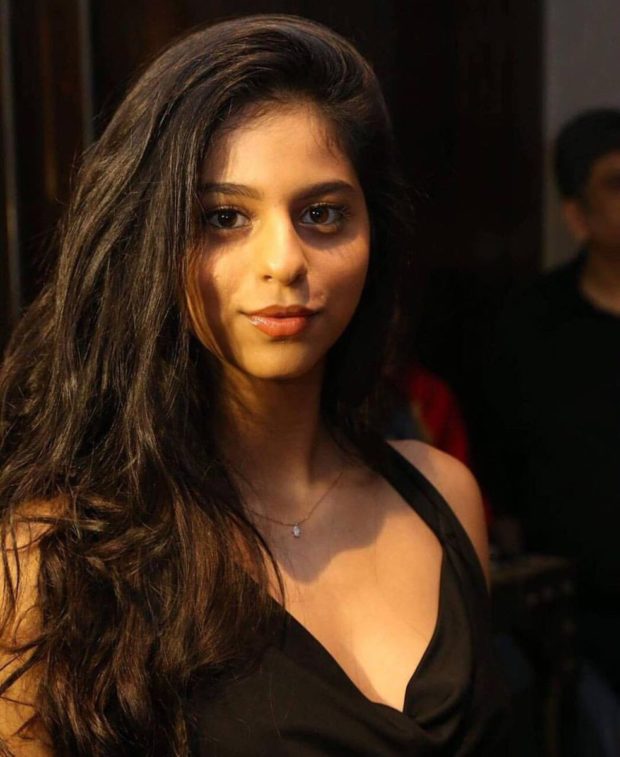 Suhana Khan makes it a BFF night-1