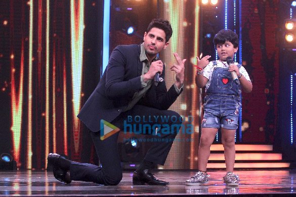 WOW! Sidharth Malhotra turned rapper for this show and the kids loved it