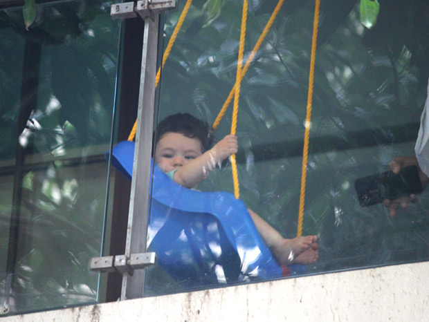 ADORABLE Taimur Ali Khan enjoys his day swinging away in these latest photos! (1)