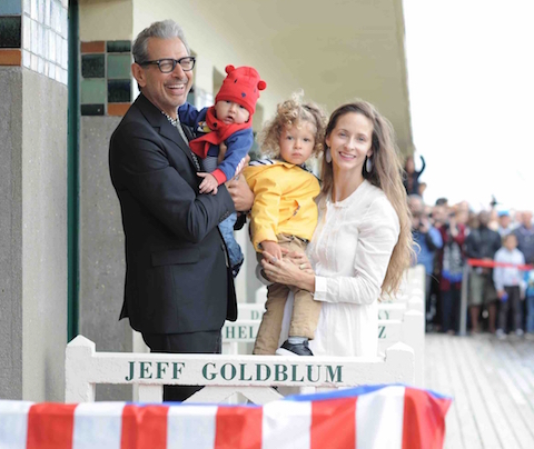 jeff goldblum has more than apartments on his mind