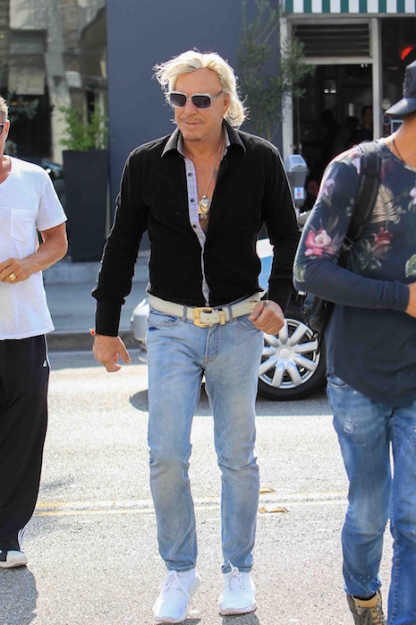 mickey rourke needs a new hairdresser