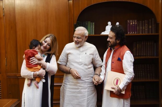 Narendra Modi accords a warm welcome-2