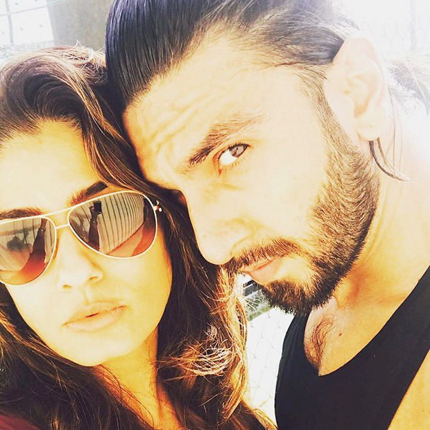 When Ranveer Singh bumped into 90s diva Raveena Tandon