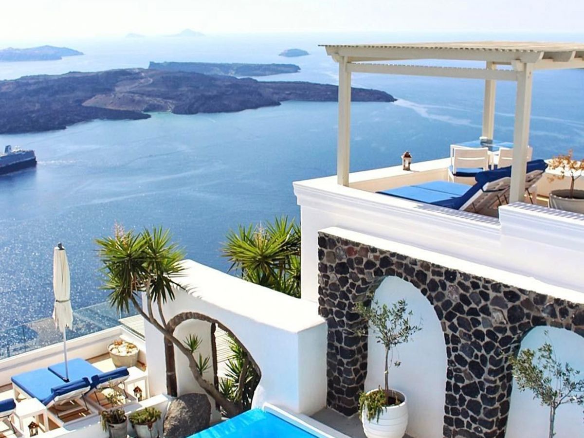 the 10 most breathtaking hotel views to wake up to