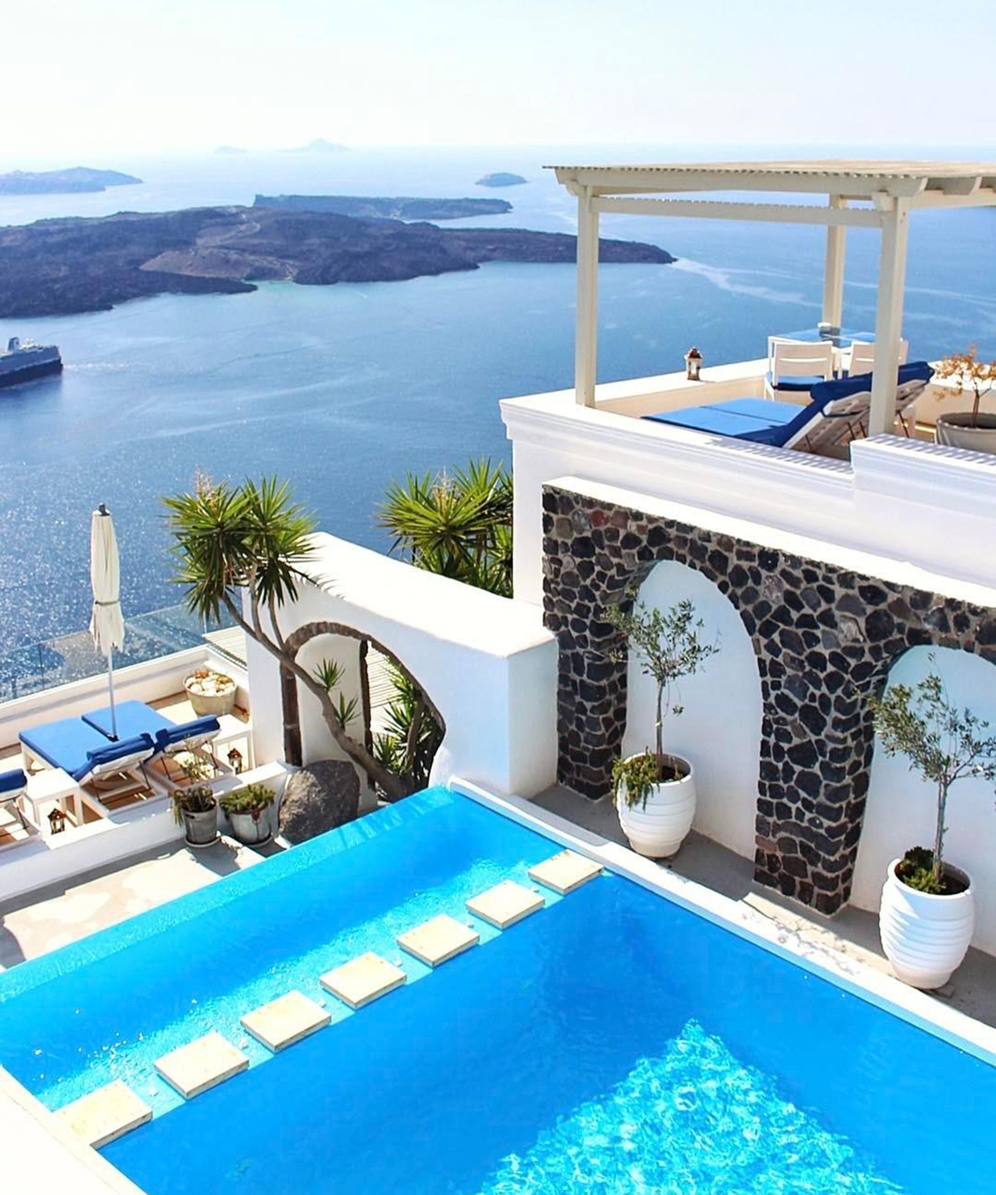 the 10 most breathtaking hotel views to wake up to