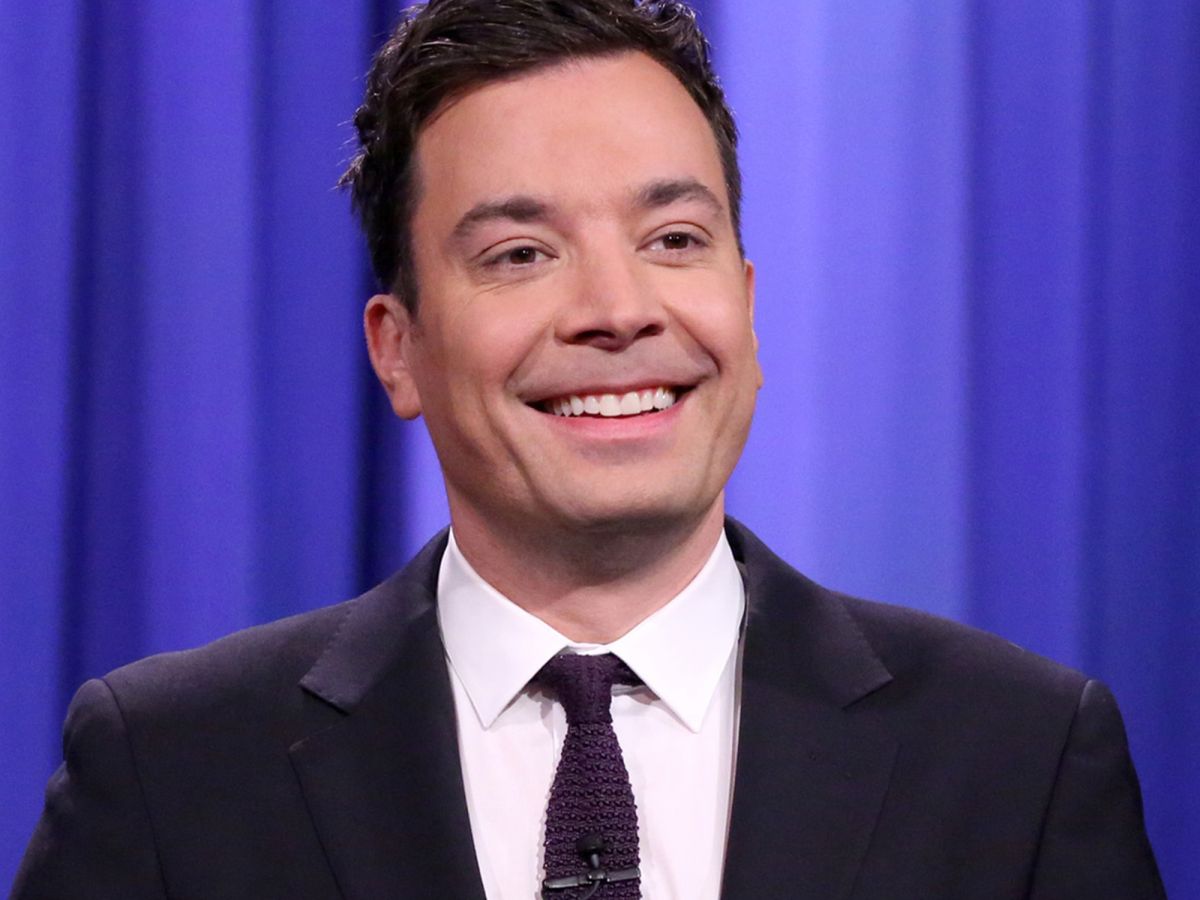 jimmy fallon announces $1 million donation towards hurricane harvey relief