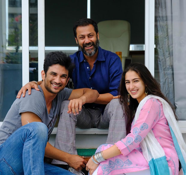 Check out Sushant Singh Rajput and Sara Ali Khan don a wide smile post-Kedarnath schedule wrap up!