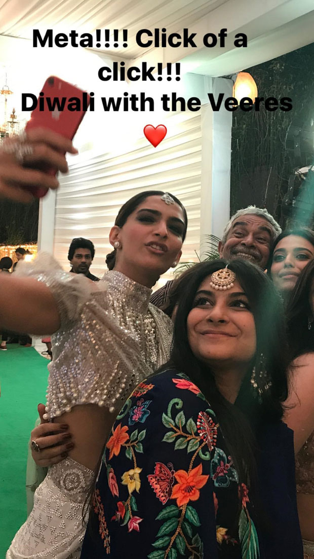 Ekta Kapoor's Diwali party 2017-9