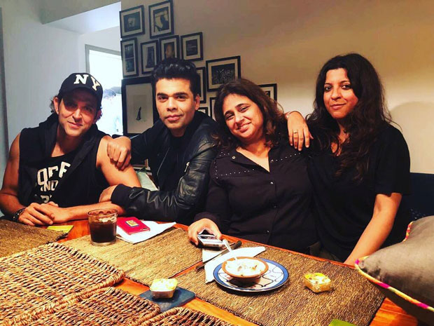 Hrithik Roshan hangs out with Karan Johar, Zoya Akhtar, Farah Khan at Farhan Akhtar's residence -1