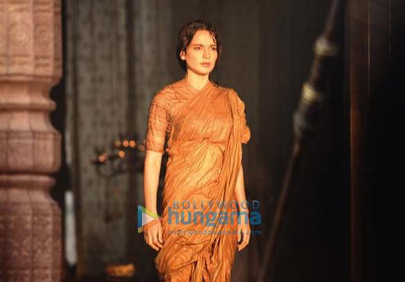 SNEAK PEEK Kangana Ranaut looks epic in the warrior look of Rani Laxmibai-4