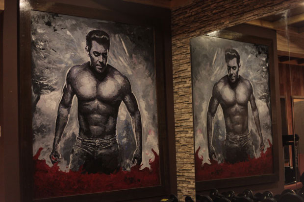 Salman Khan shows off his paintings at his chalet in Bigg Boss 11 house-3