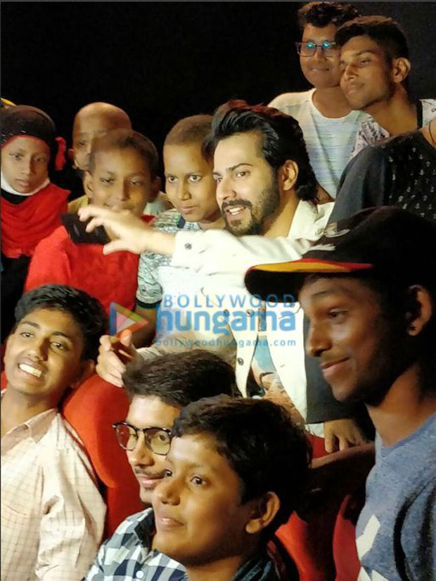 Varun Dhawan holds a special screening for cancer-stricken kids-1
