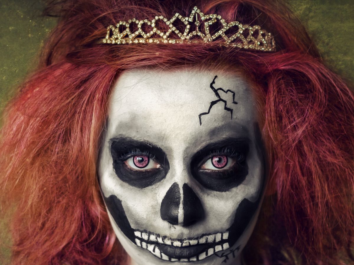 the coolest halloween makeup ideas & exactly how to make them look killer