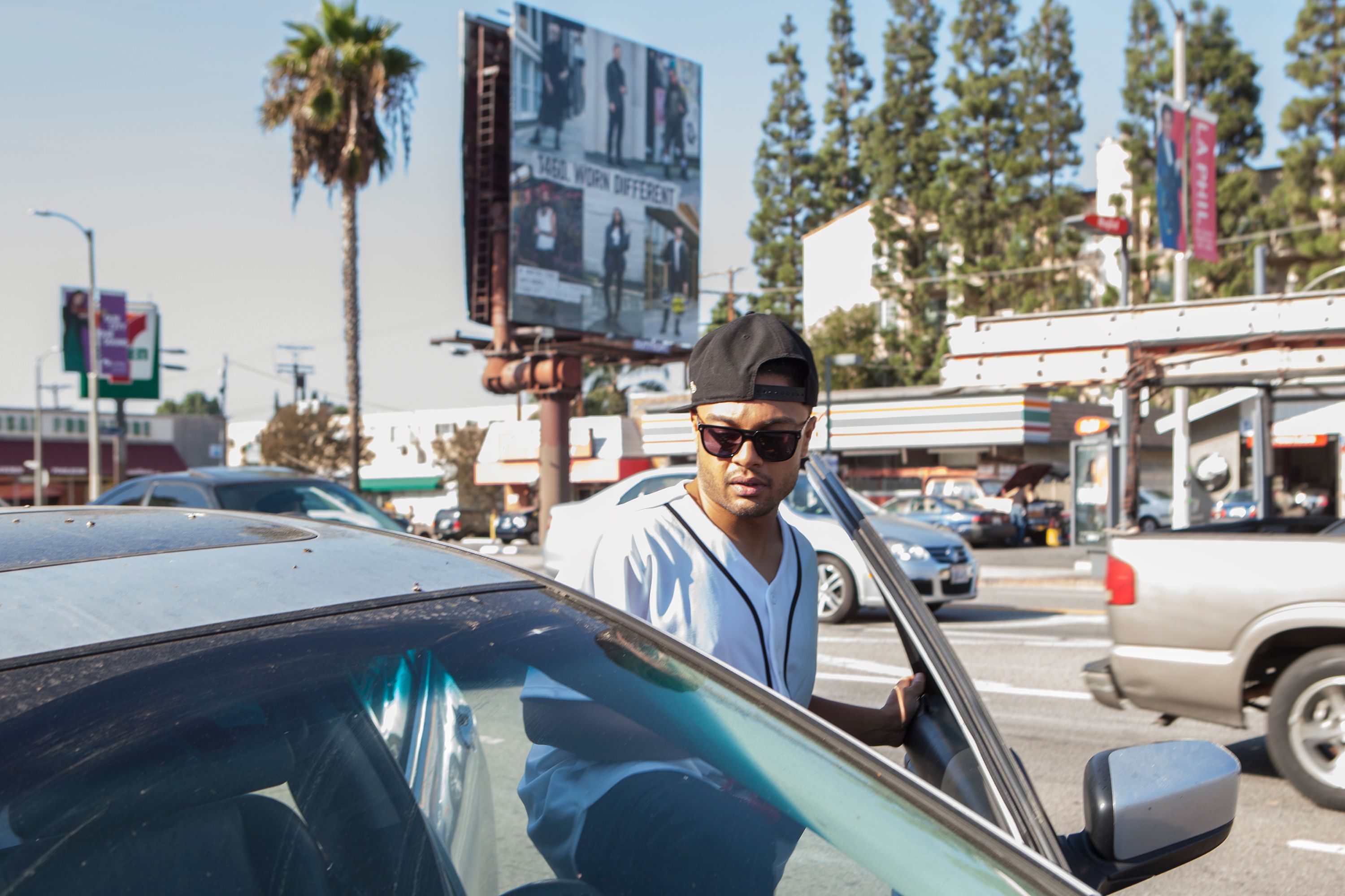 a day in the life of ariana grande photog & bieber bff alfredo flores
