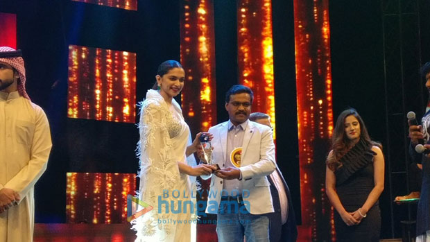 Deepika Padukone gets felicitated at Asiavision Movie Awards in Sharjah