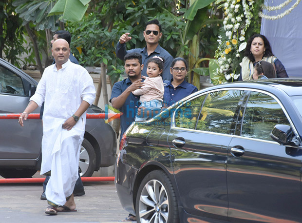 Spotted Aditya Chopra, Rani Mukerji’s prayer