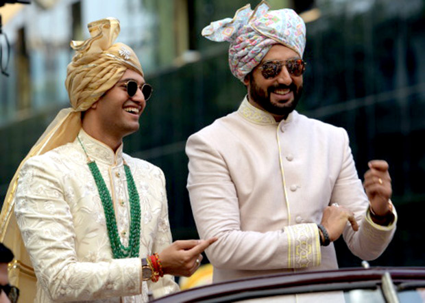 WOW! Amitabh Bachchan, Jaya Bachchan, Abhishek Bachchan, Aishwarya Rai Bachchan and Shweta Nanda attend a wedding and they all look regal! (8)