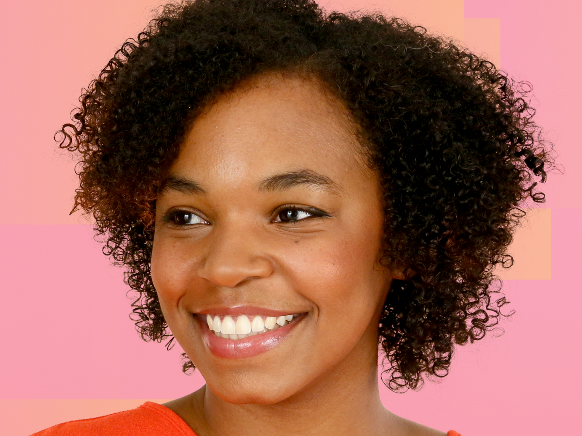 5 curly hair routines our editors swear by