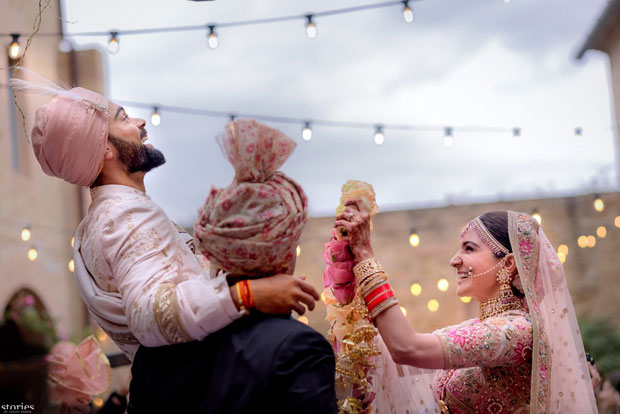 Anushka Sharma and Virat Kohli look royal in their traditional outfits in the first photos from their wedding in Italy!-02