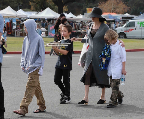 angelina jolie at the rose bowl flea market