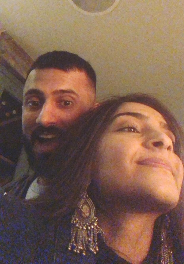 Check out Sonam Kapoor and Anand Ahuja make a cute pair during their London vacation2