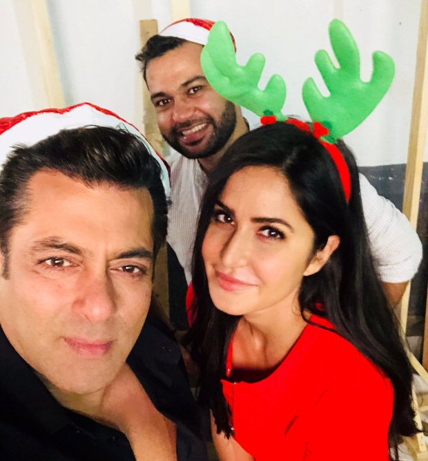 Check out Tiger Zinda Hai stars Salman Khan and Katrina Kaif look the happiest during Christmas (1)