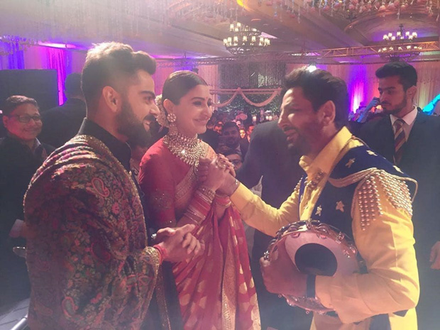 WATCH Anushka Sharma and Virat Kohli groove together on Gurdaas Maan's music at their Delhi reception