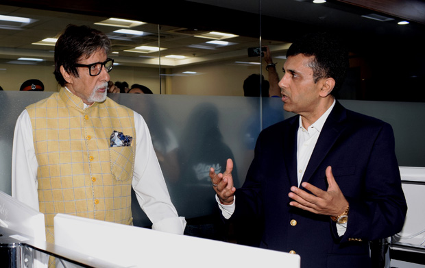 amitabh bachchan gets emotional at anand pandit’s special charity event