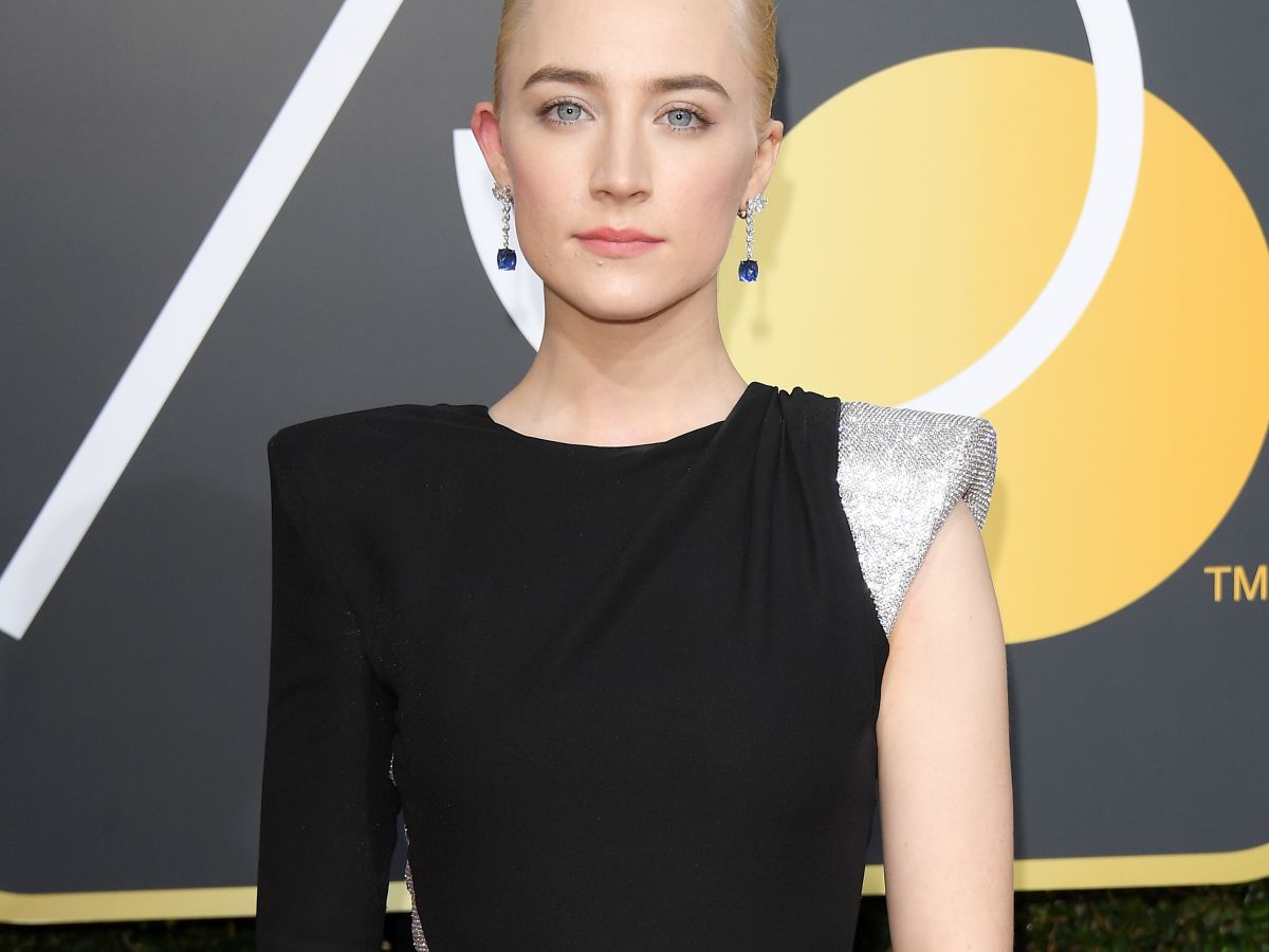 saoirse ronan’s dress “is not about sex, it’s about strength”