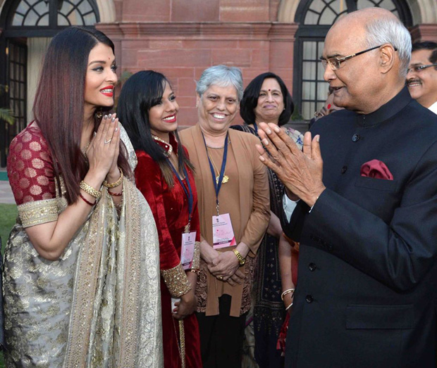 aishwarya rai bachchan felicitated by president of india