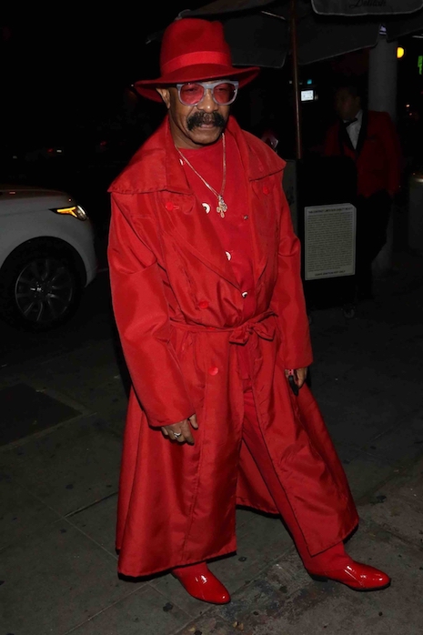 drake’s daddy dressed up like a pimp for valentine’s day