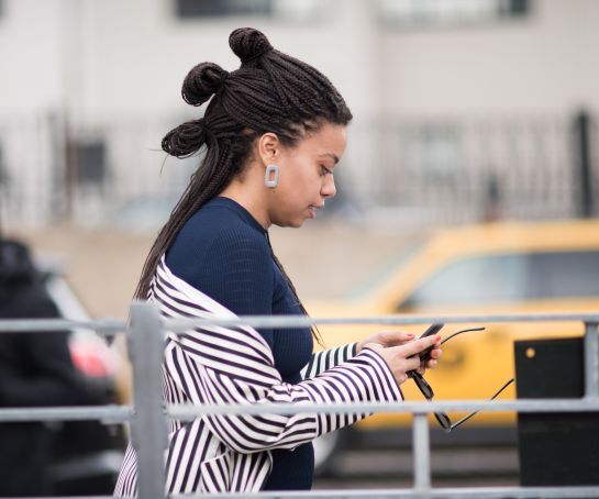 bold beauty looks are ruling nyfw street style & it’s so refreshing