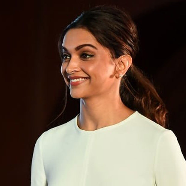 Deepika Padukone flaunts minimal makeup and a sleek hairdo