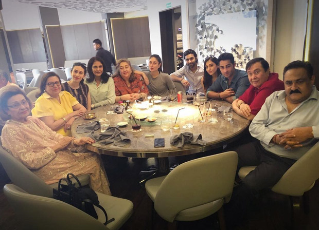 Kareena Kapoor Khan and Karisma Kapoor join their extended family for lunch