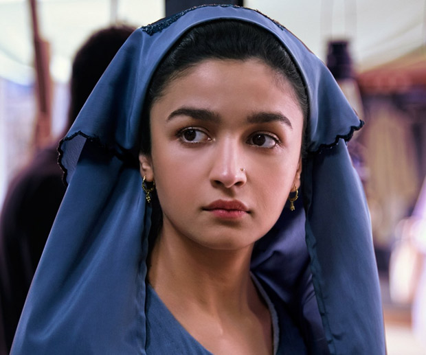 REVEALED The trailer of Alia Bhatt starrer Raazi will be attached with this Varun Dhawan film