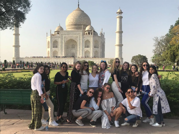 Who’s prettier? Suhana Khan or the Taj Mahal? See pictures and let us know!