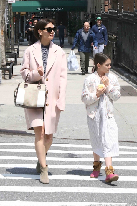 suri cruise looks more like her dad every day