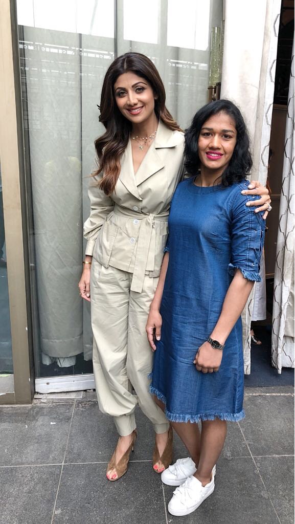 Babita Phogat has a fan girl moment when she meets Shilpa Shetty