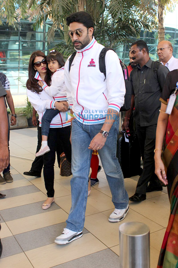 Couple twinning in white - Aishwarya Rai Bachchan and Abhishek Bachchan