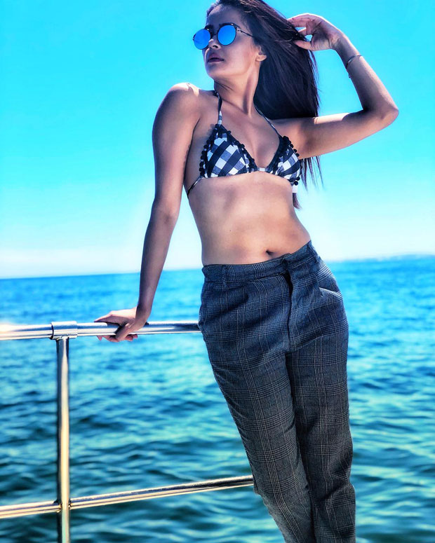 These images Surveen Chawla are set to make summer even hotter