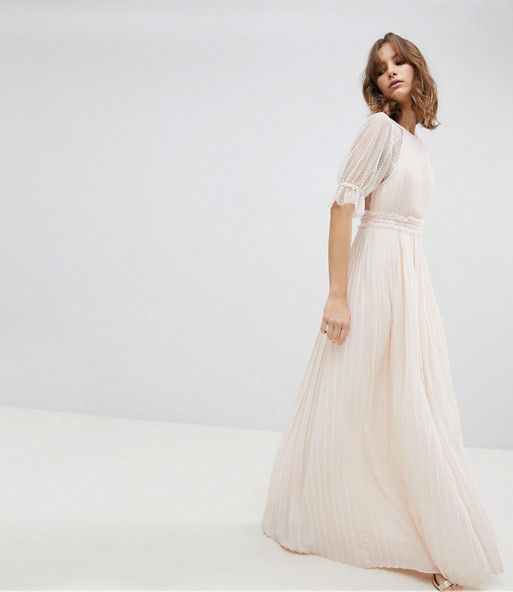 16 non-traditional wedding outfits for the fashion-forward bride