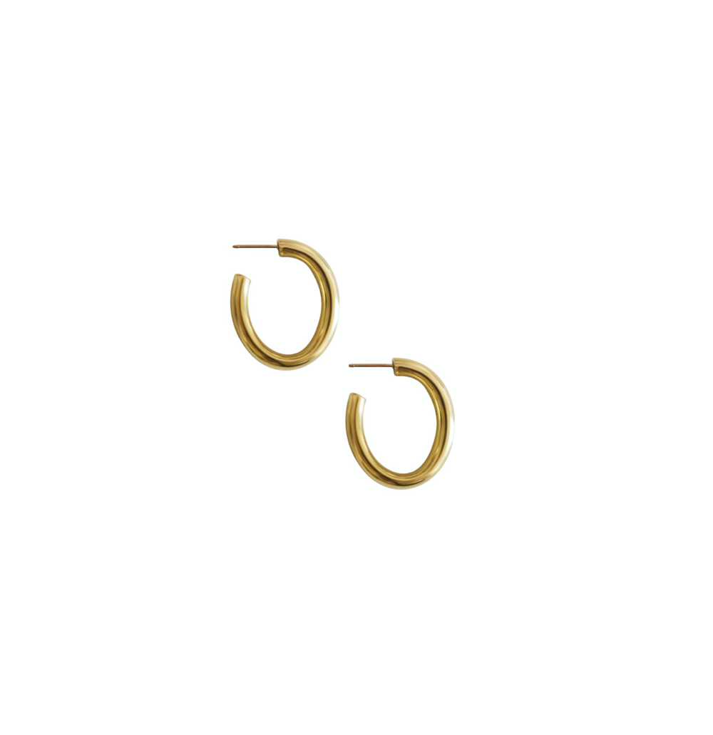 celebs love these gold hoops (so they’re selling out like crazy)