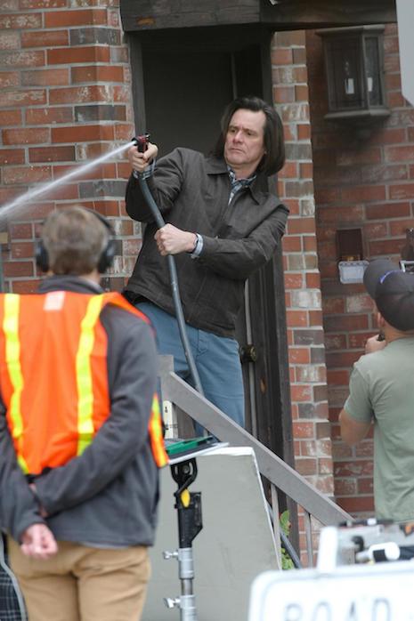 no kidding: jim carrey is back on tv